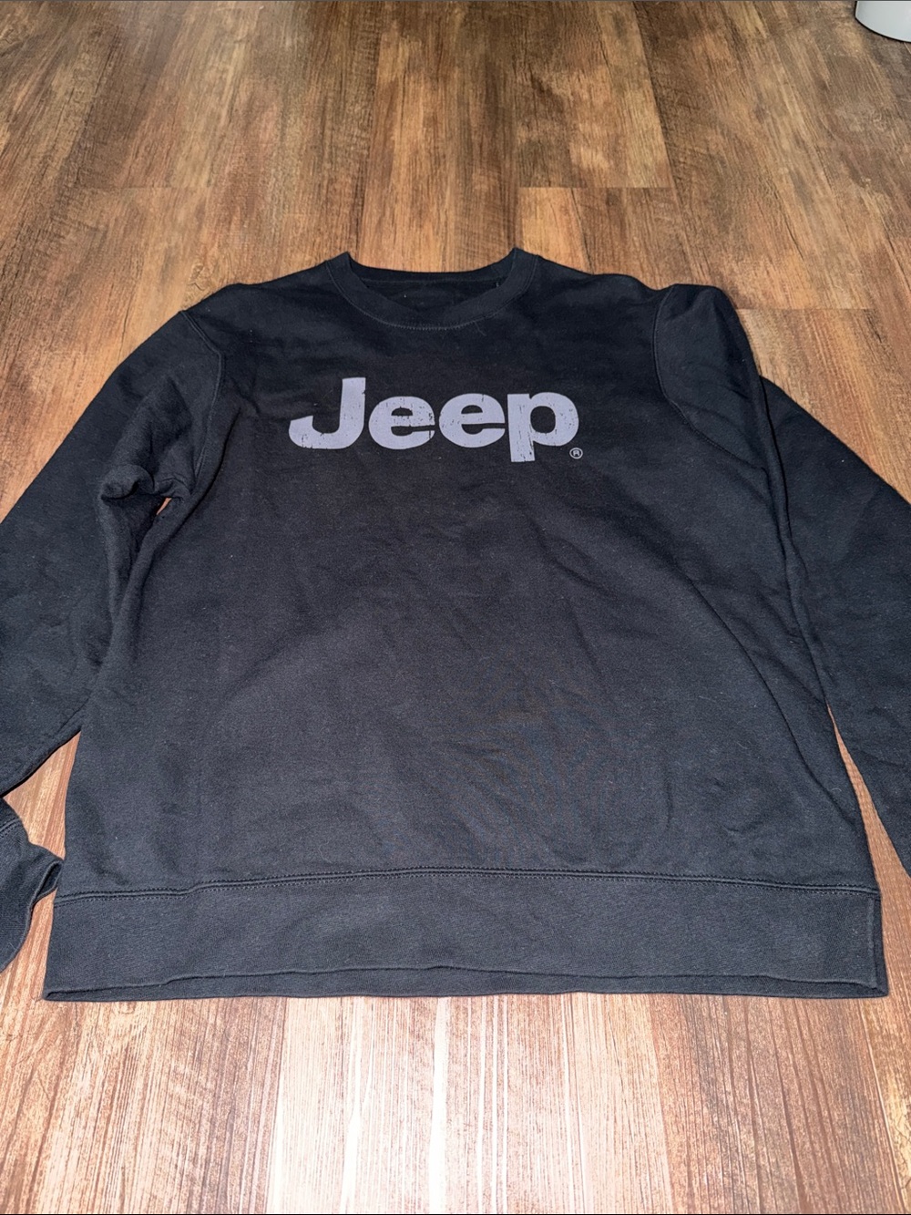 Unisex Jeep Black Crewneck Sweatshirt No size but fits a Small imo